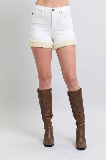 High Waist Shearling Cuff Denim Shorts – Plus Size in Wht