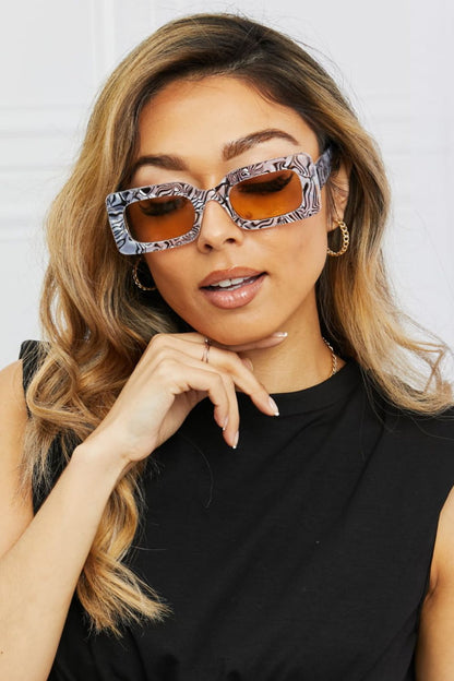 Tortoiseshell Rectangle Polycarbonate Sunglasses — Livostyle
