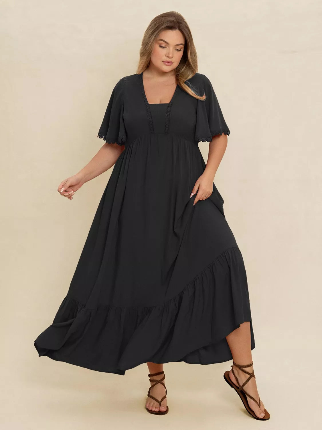 Boho Ruffled Maxi Dress with Flutter Sleeves – Plus Size – photo 2