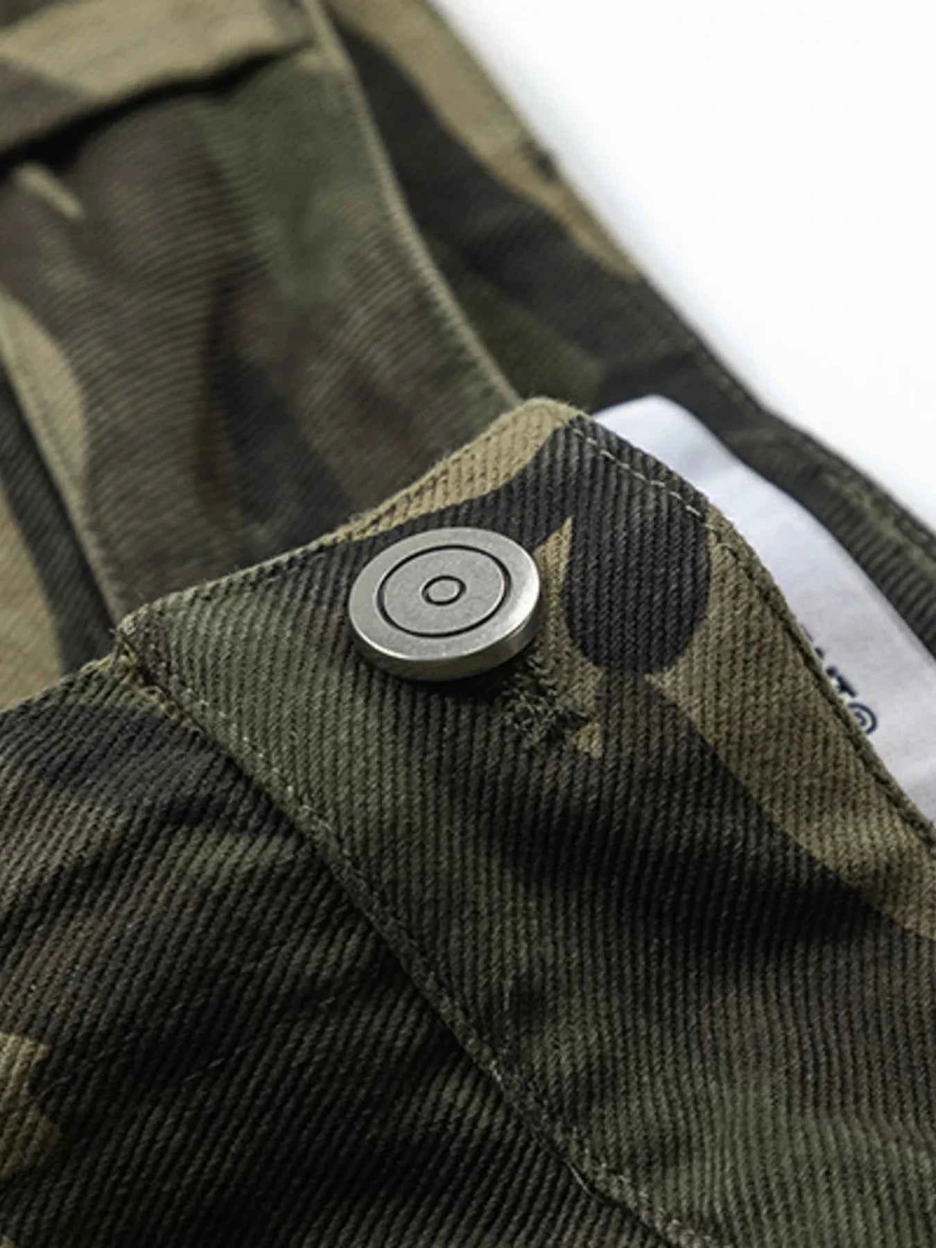Men's Wide Leg Camouflage Cargo Pants