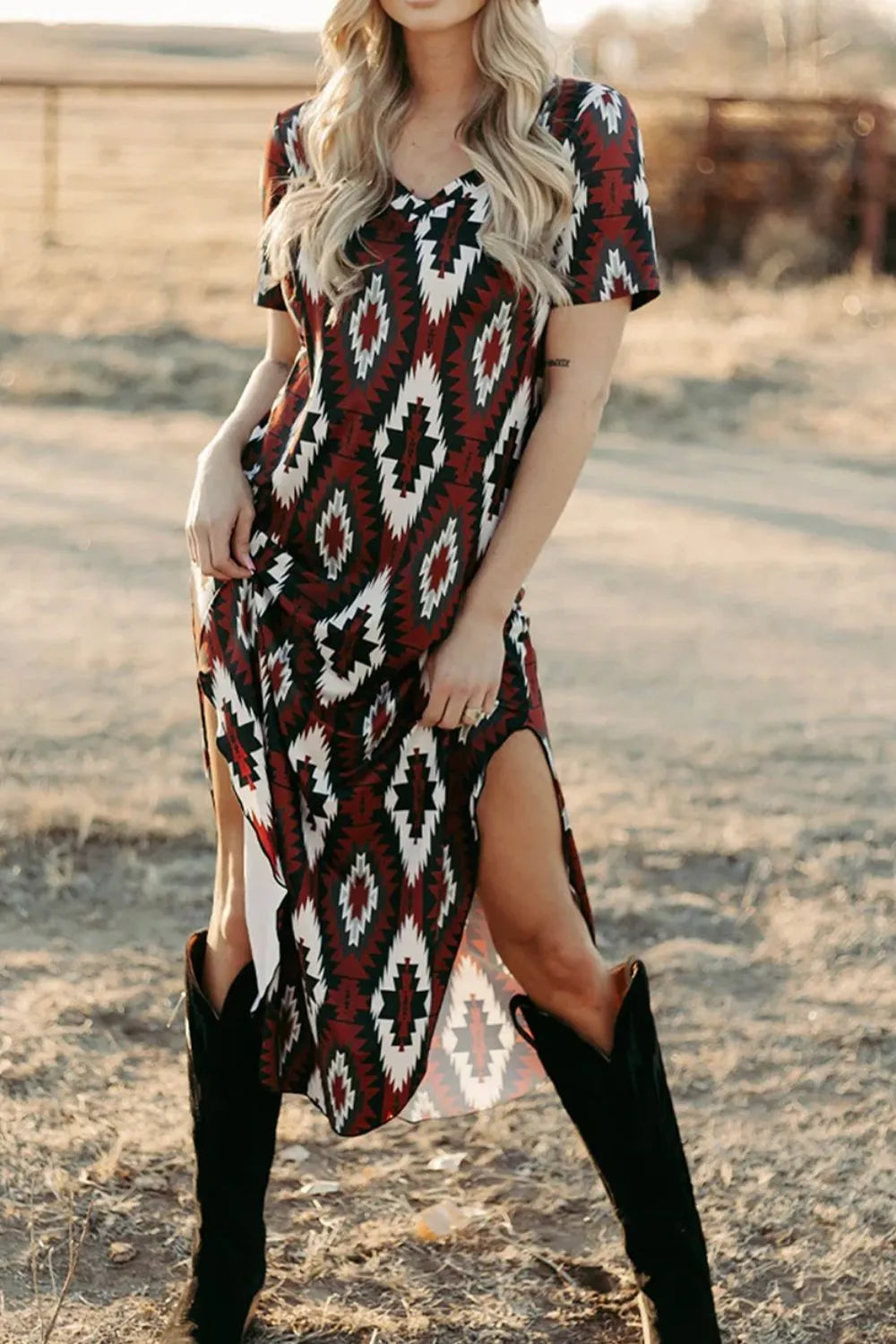 Aztec Print V-Neck Midi Dress with Split Hem – photo 14