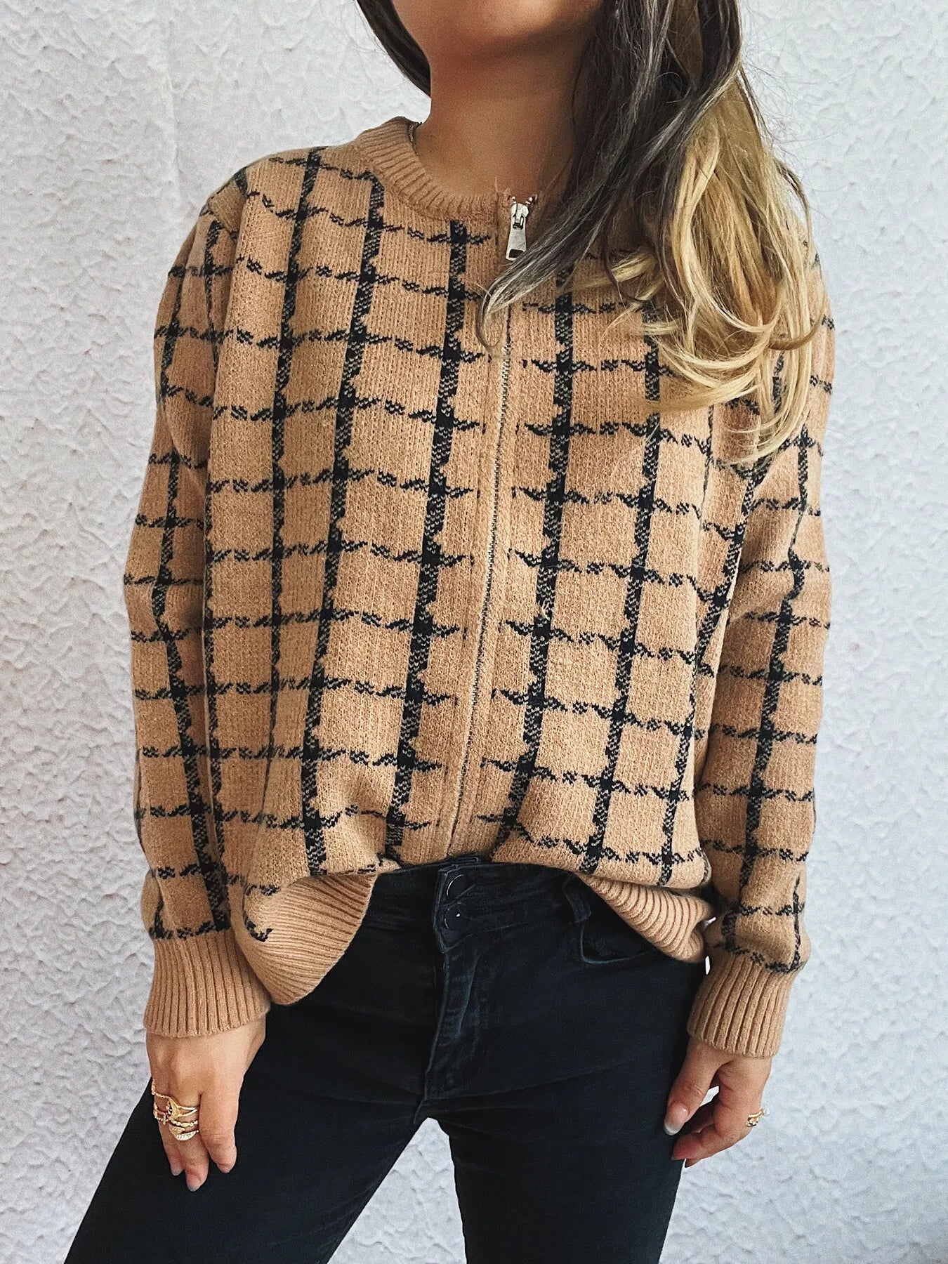 Plaid Pattern Zip Up Cardigan — Livostyle