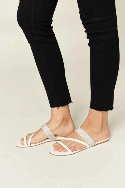 Rhinestone Strappy Flat Sandals — Livostyle