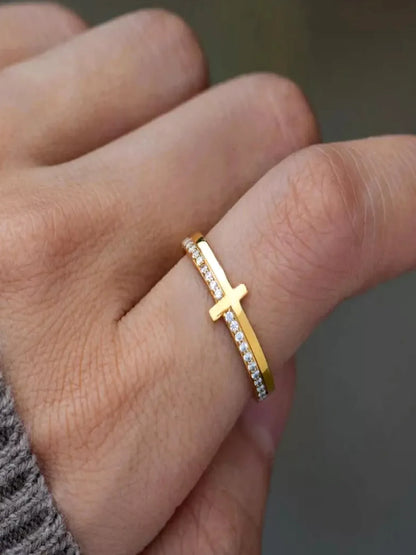925 Sterling Silver Cross Ring — Dainty Gold Pavé — detail view — Livostyle