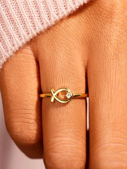 925 Sterling Silver Inlaid Zircon Fish Ring — detail view — Livostyle