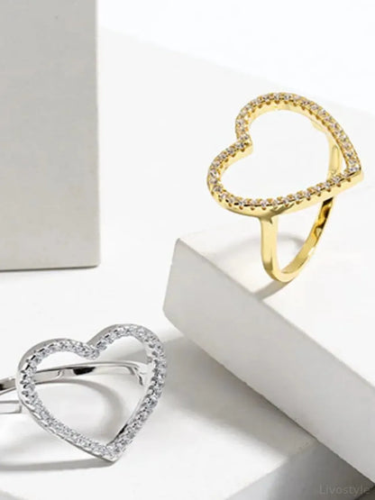 925 Sterling Silver Inlaid Zircon Heart Ring — detail view — Livostyle