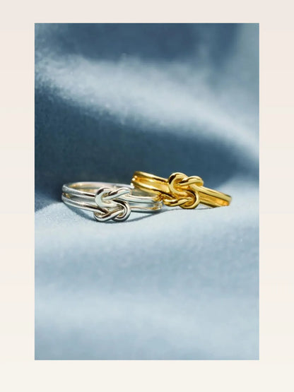 925 Sterling Silver Knotted Ring — styled showcase — Livostyle