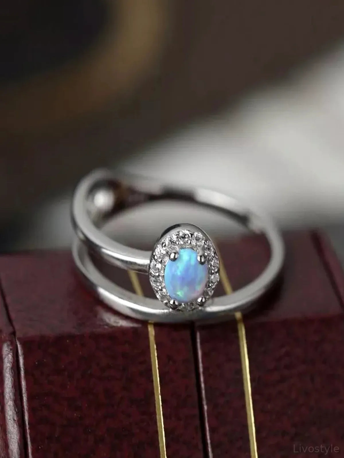 925 Sterling Silver Opal Ring — detail view — Livostyle