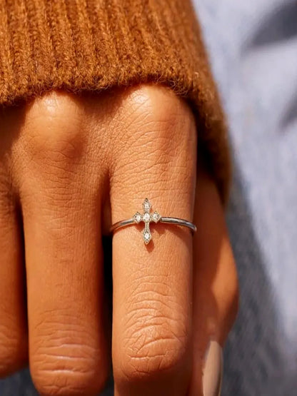 925 Sterling Silver Zircon Cross Ring — detail view — Livostyle