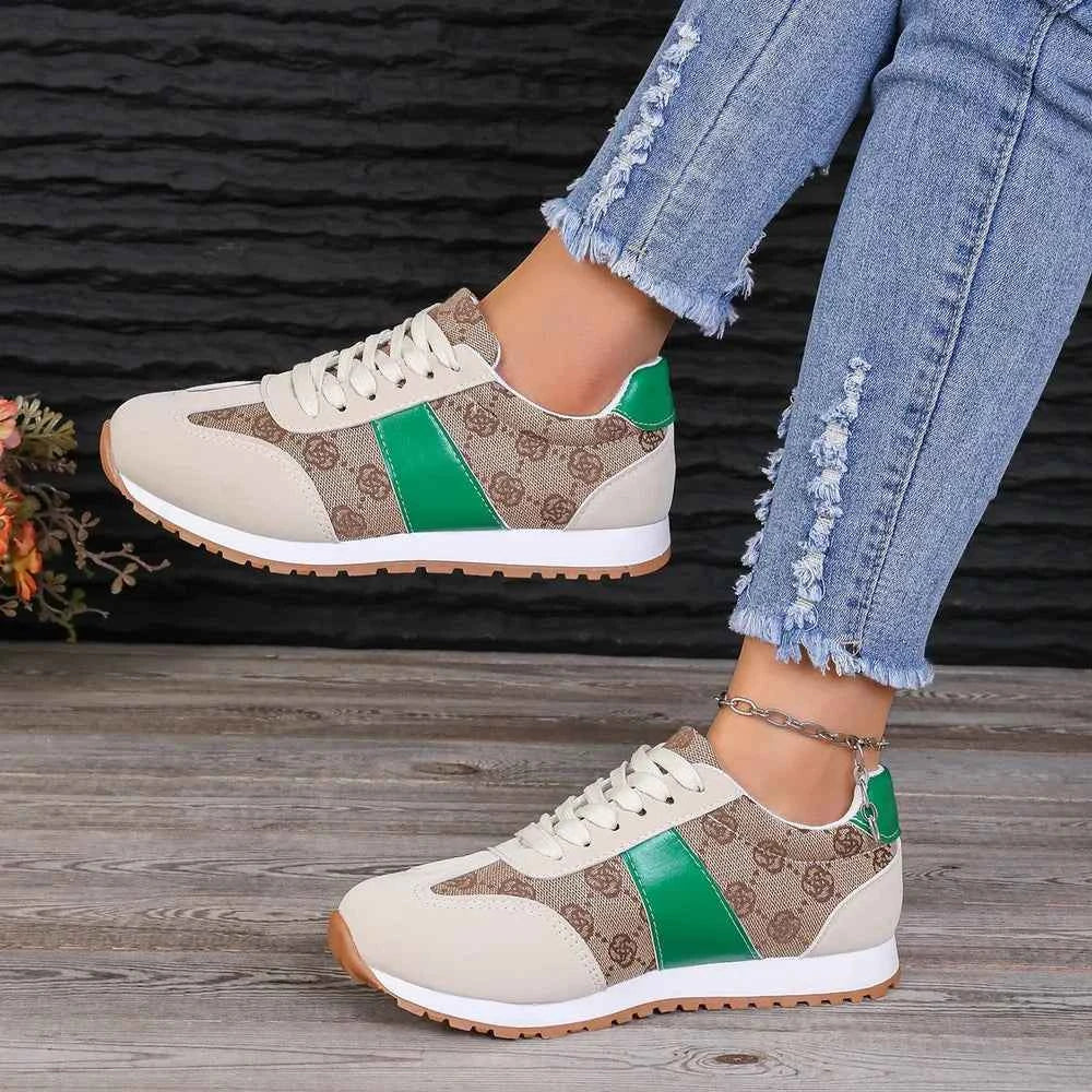 Stylish Contrast Round Toe, Flat PU Leather Sneakers