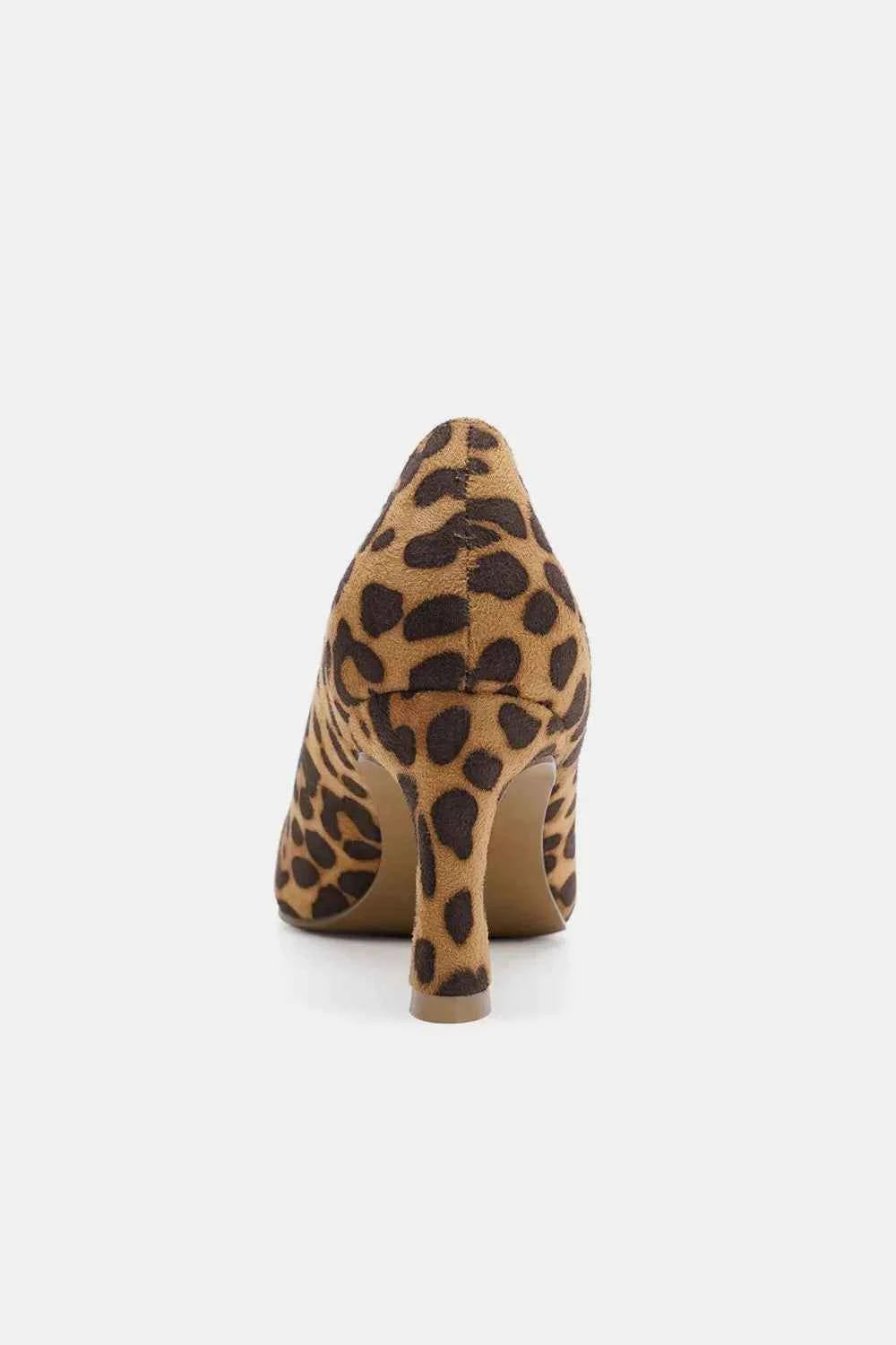 Stylish Leopard Print Faux Suede Pointed Toe Pumps