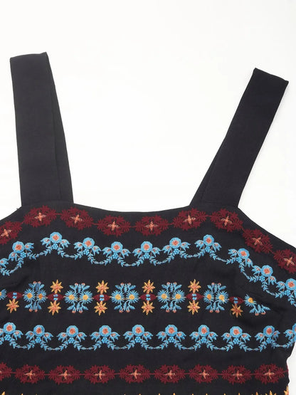Embroidered Floral Side Slit Sleeveless Midi Dress – photo 6