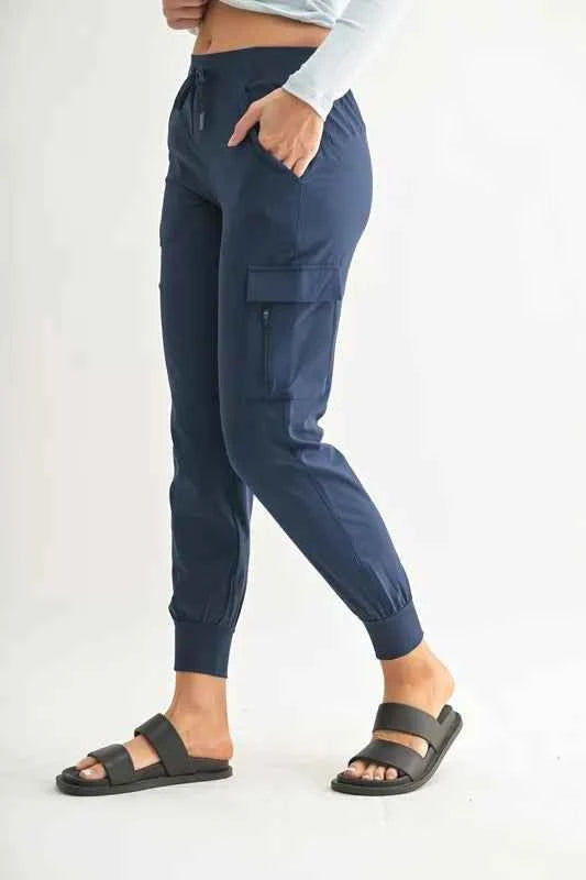 MONO B High-Waisted Capri Active Joggers With Pockets
