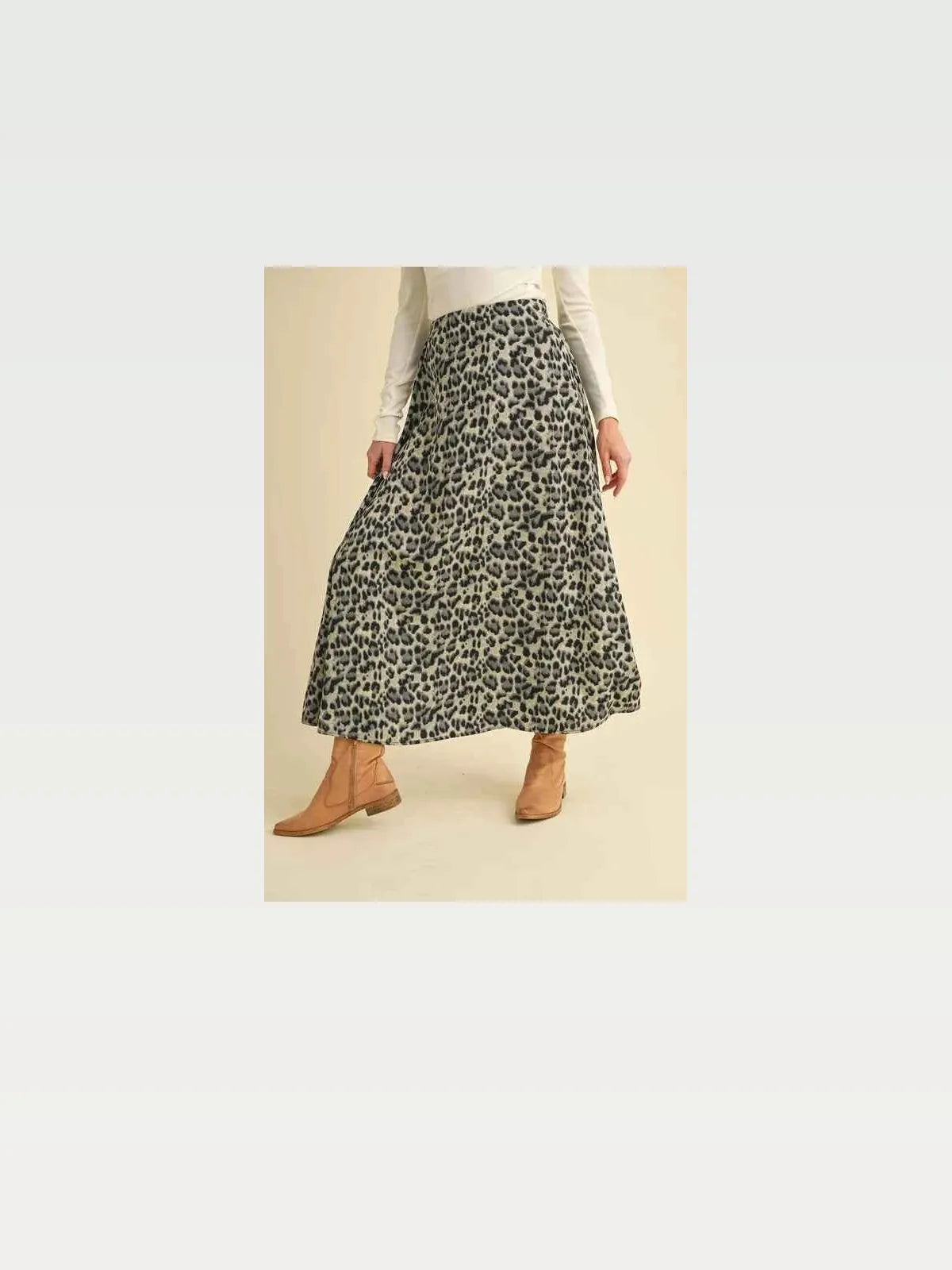 Leopard Midi Skirt — styled showcase — Livostyle