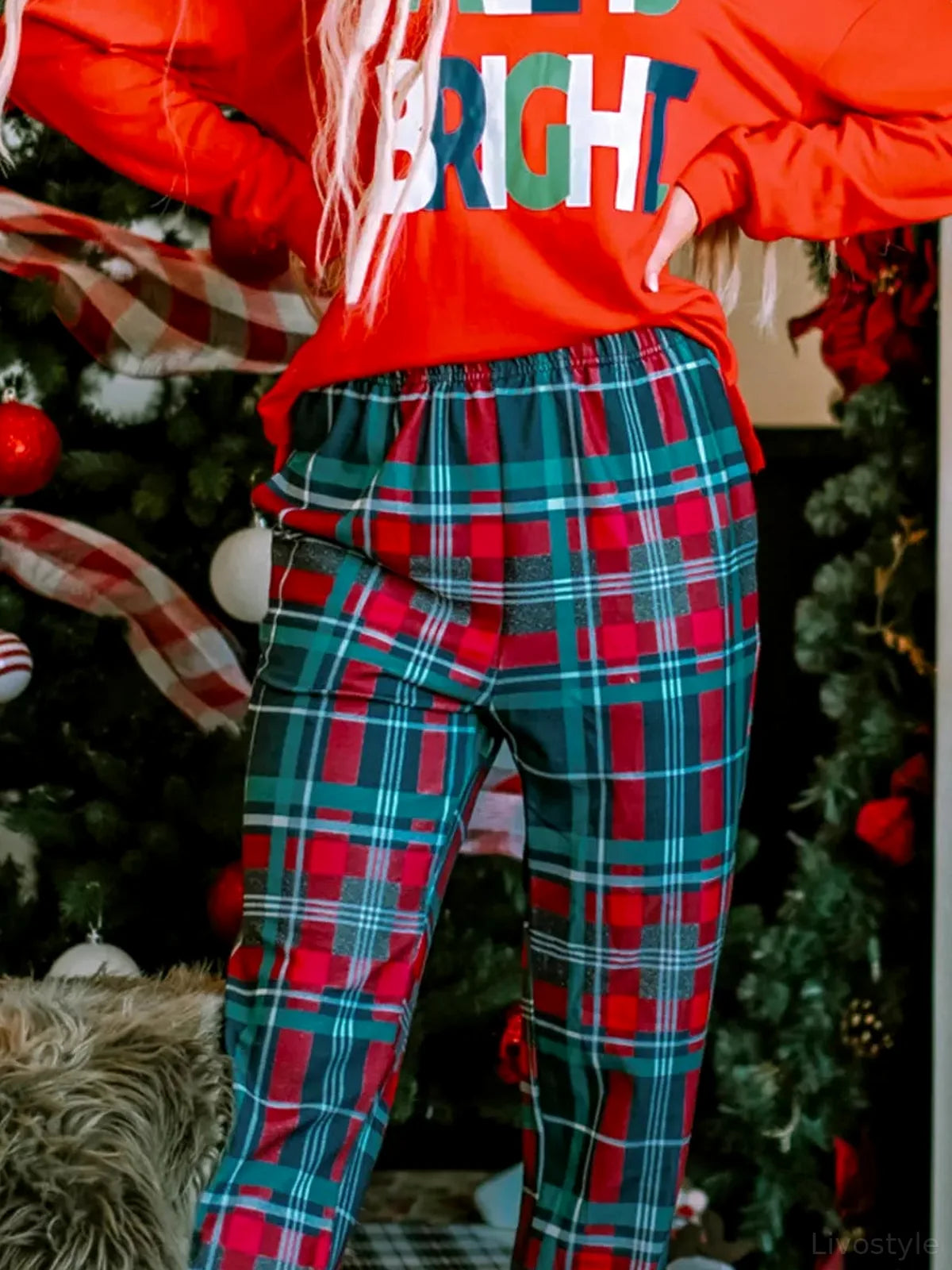 Graphic Christmas Plaid Pajamas Set — detail view — Livostyle