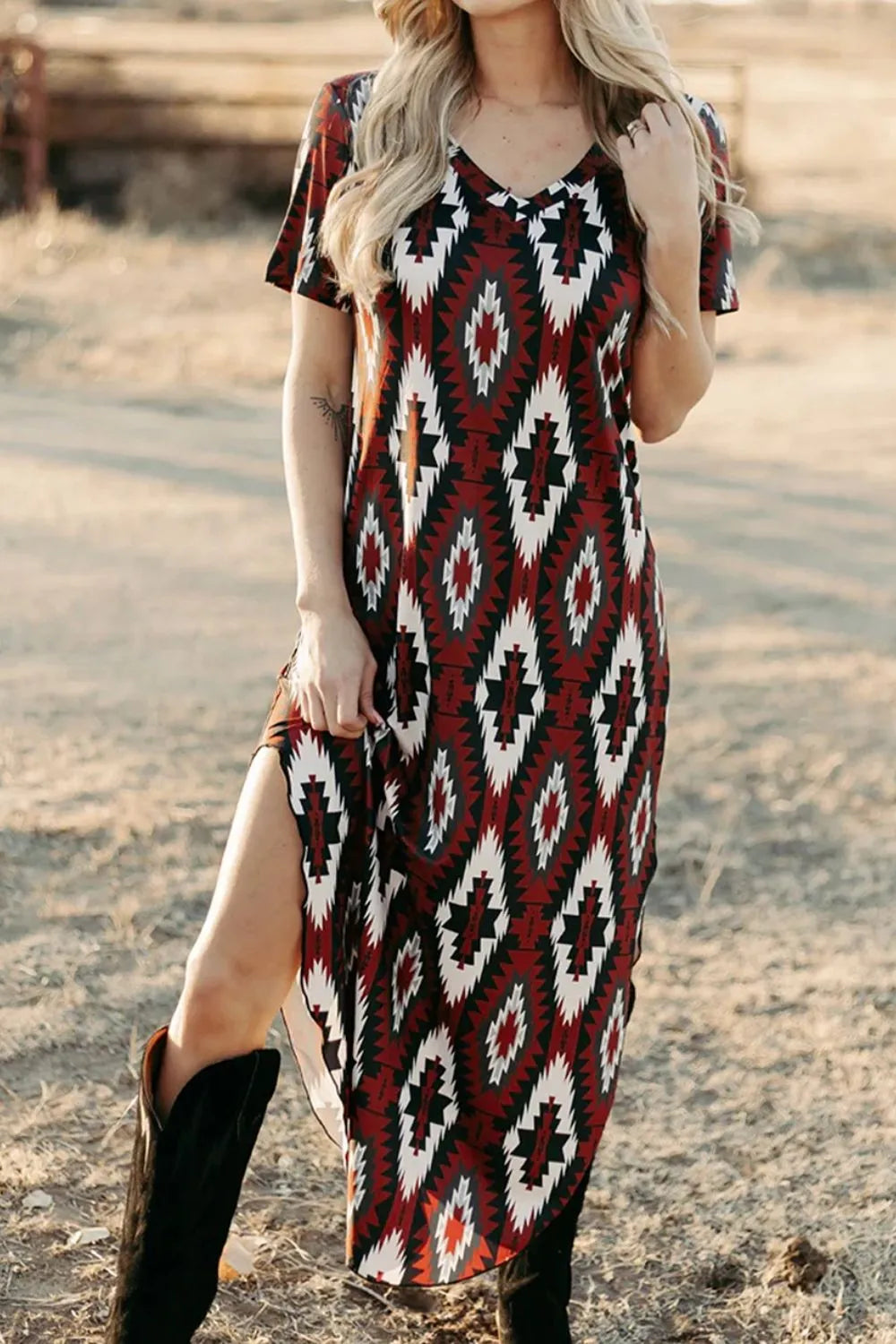 Aztec Print V-Neck Midi Dress with Split Hem – photo 13