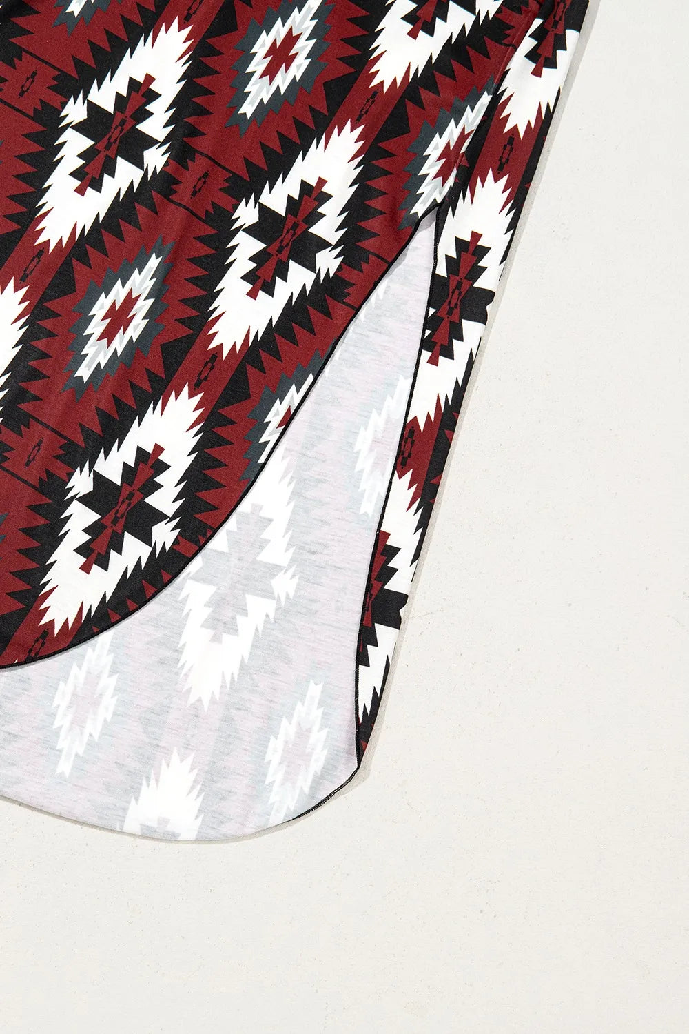 Aztec Print V-Neck Midi Dress with Split Hem – photo 20