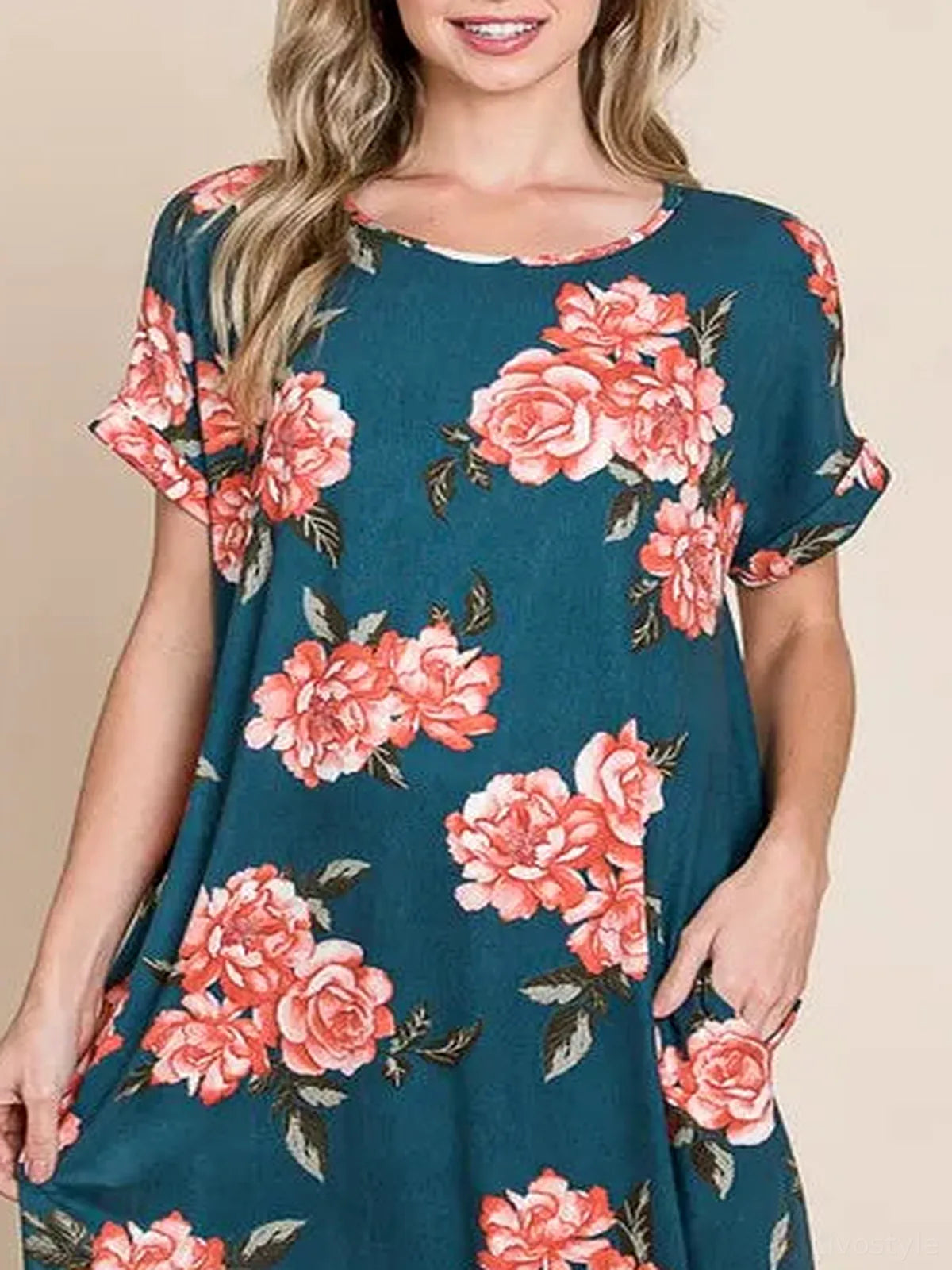 Stylish Floral Tee Dress with Pockets — detail view — Livostyle