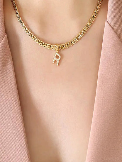 Brass Inlaid Zircon Letter R Pendant Necklace — detail view — Livostyle