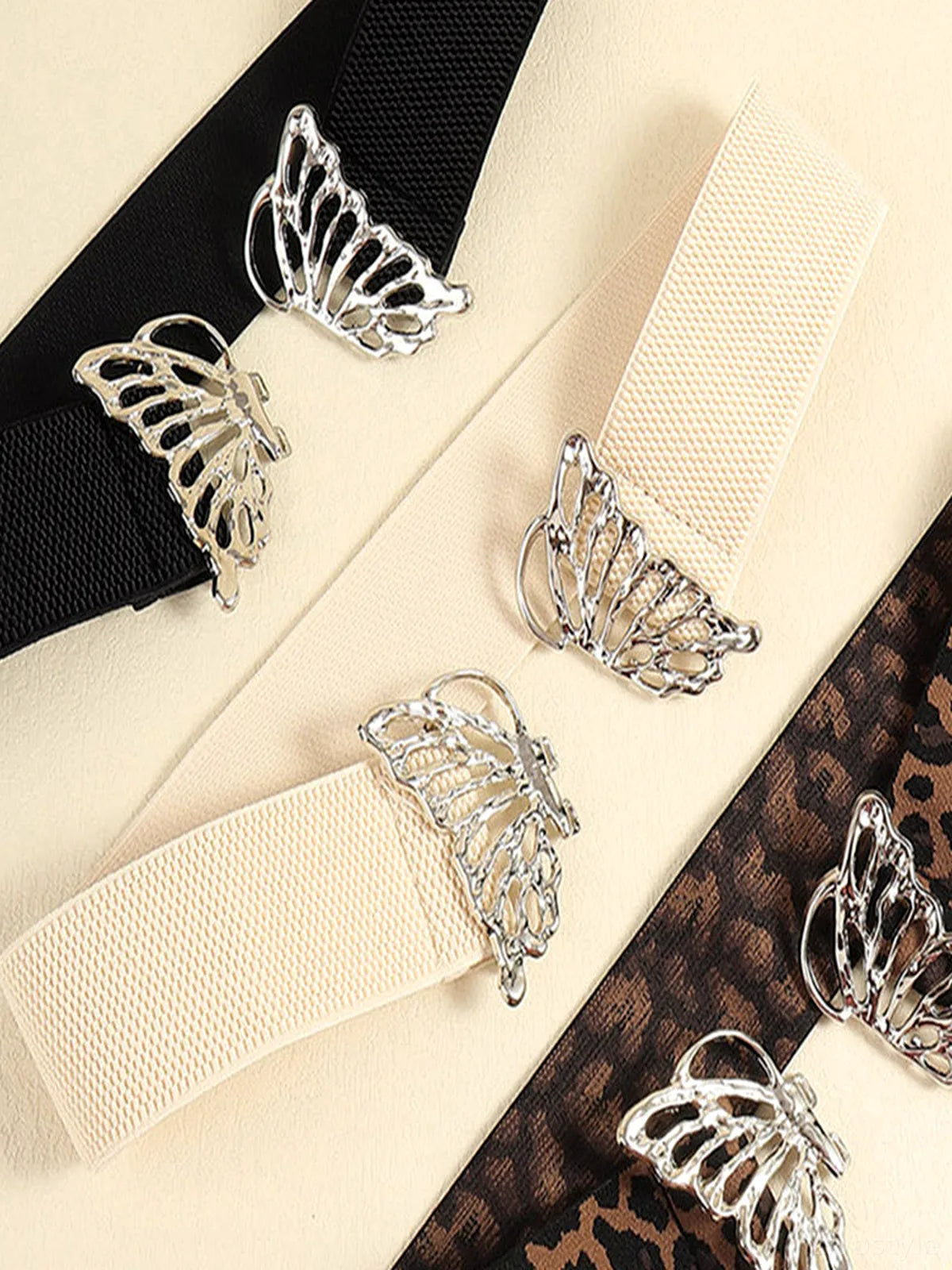 Butterfly Alloy Buckle Elastic Belt — detail view — Livostyle