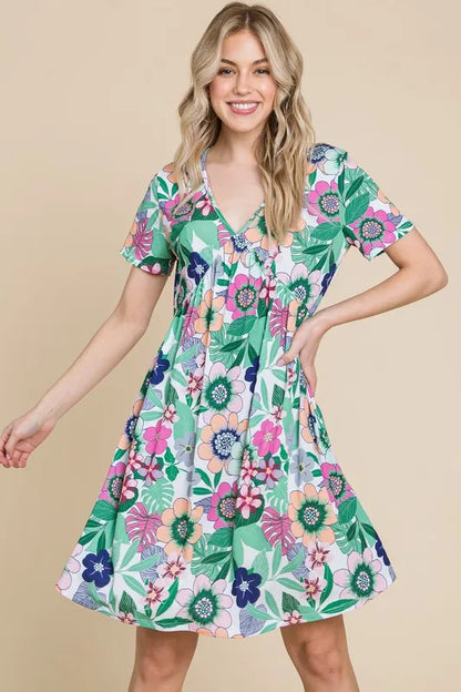 Chic Floral Ruched Dress with V-Neck and Short Sleeves — Livostyle