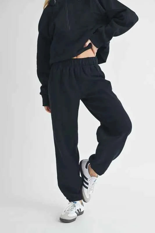 Aemi+Co Drawstring Elastic Waist Joggers