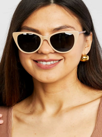 Cat-Eye Acetate Frame Sunglasses — detail view — Livostyle
