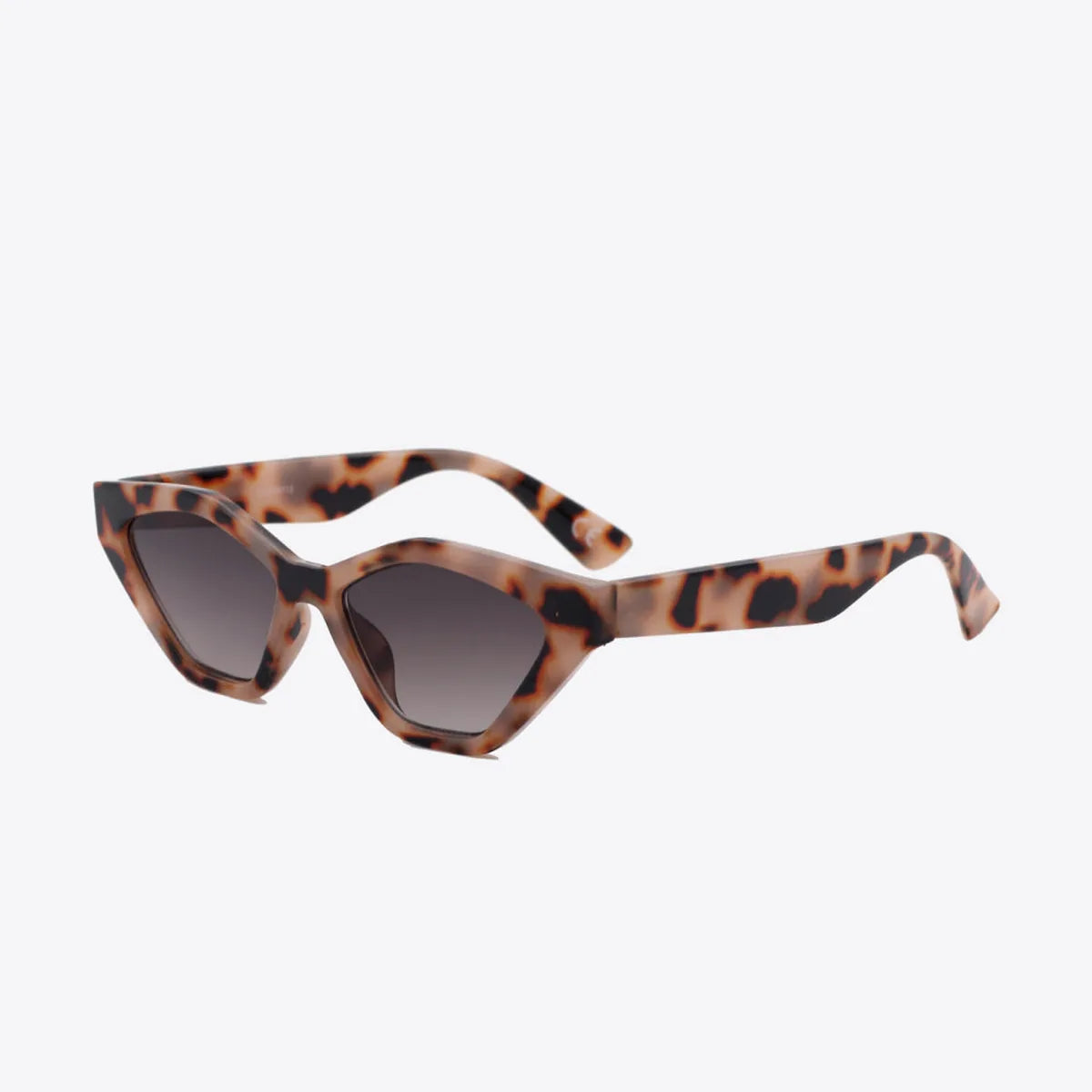 Cat Eye Polycarbonate Sunglasses — square view — Livostyle