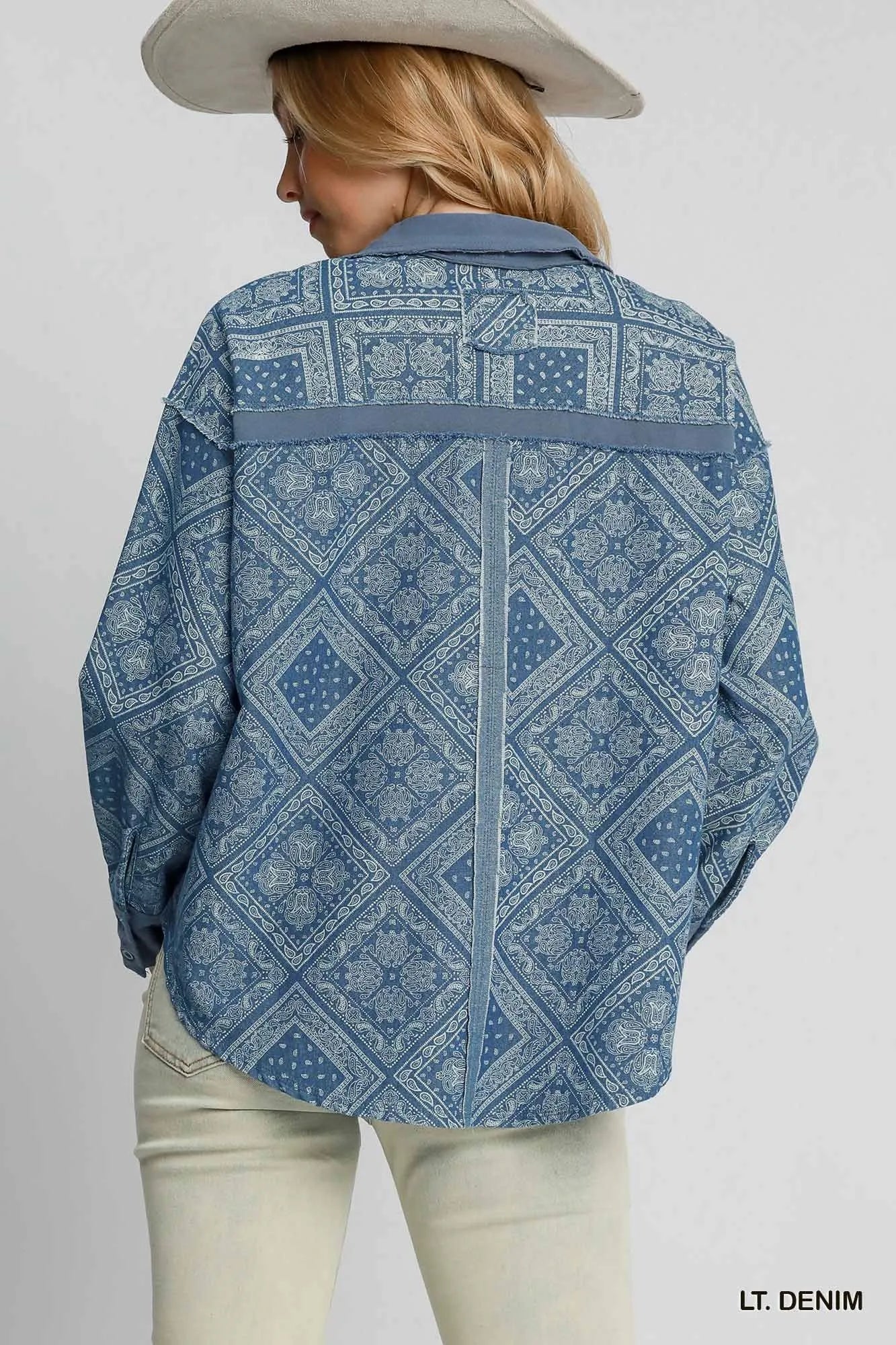 Paisley Print Denim Shirt Jacket styling — Livostyle
