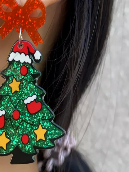 Christmas Dangle Earrings — detail view — Livostyle