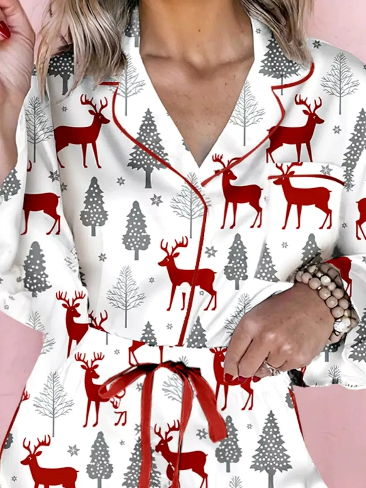 Christmas Fashion Print Velvet Trim Top and Shorts Pajama 2p — detail view — Livostyle