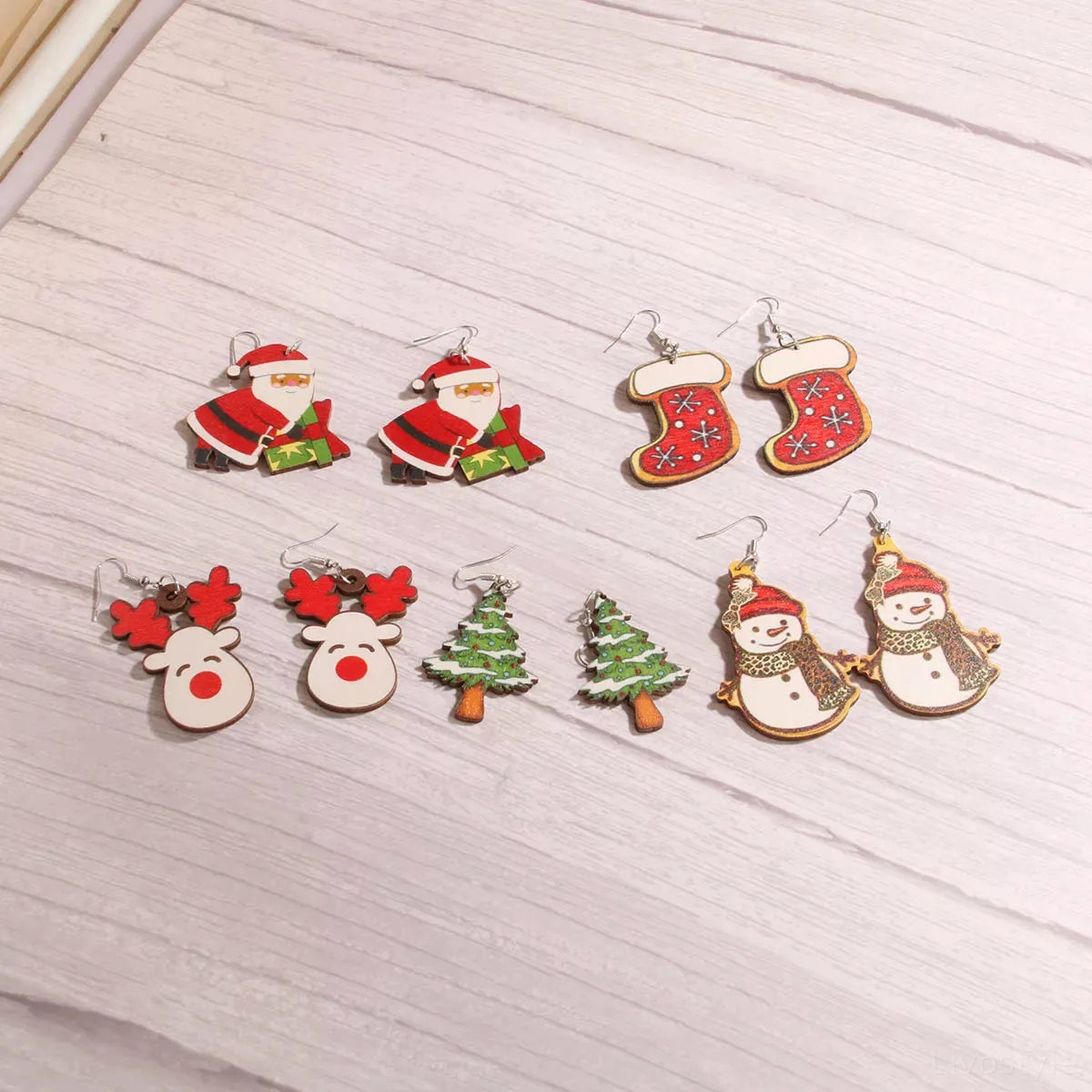 Christmas-Themed Dangle Earrings — square view — Livostyle