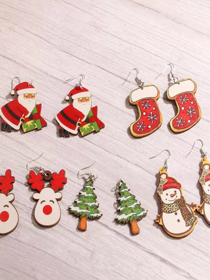 Christmas-Themed Dangle Earrings — detail view — Livostyle