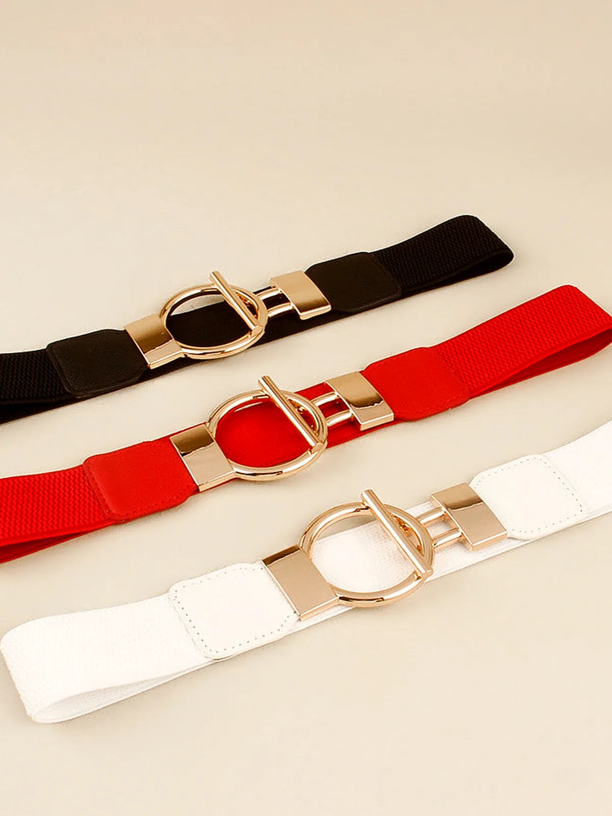 Circle Shape Buckle Zinc Alloy Buckle PU Leather Belt — detail view — Livostyle