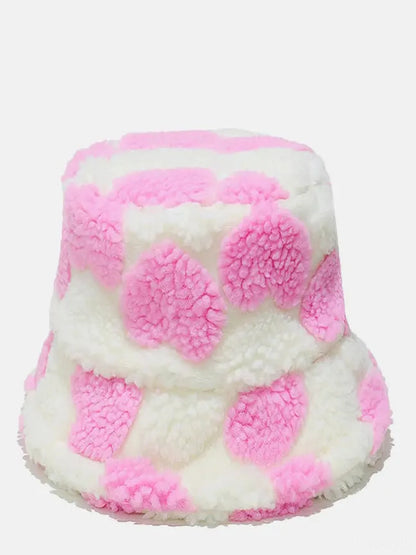 Contrast Heart Bucket Hat — detail view — Livostyle