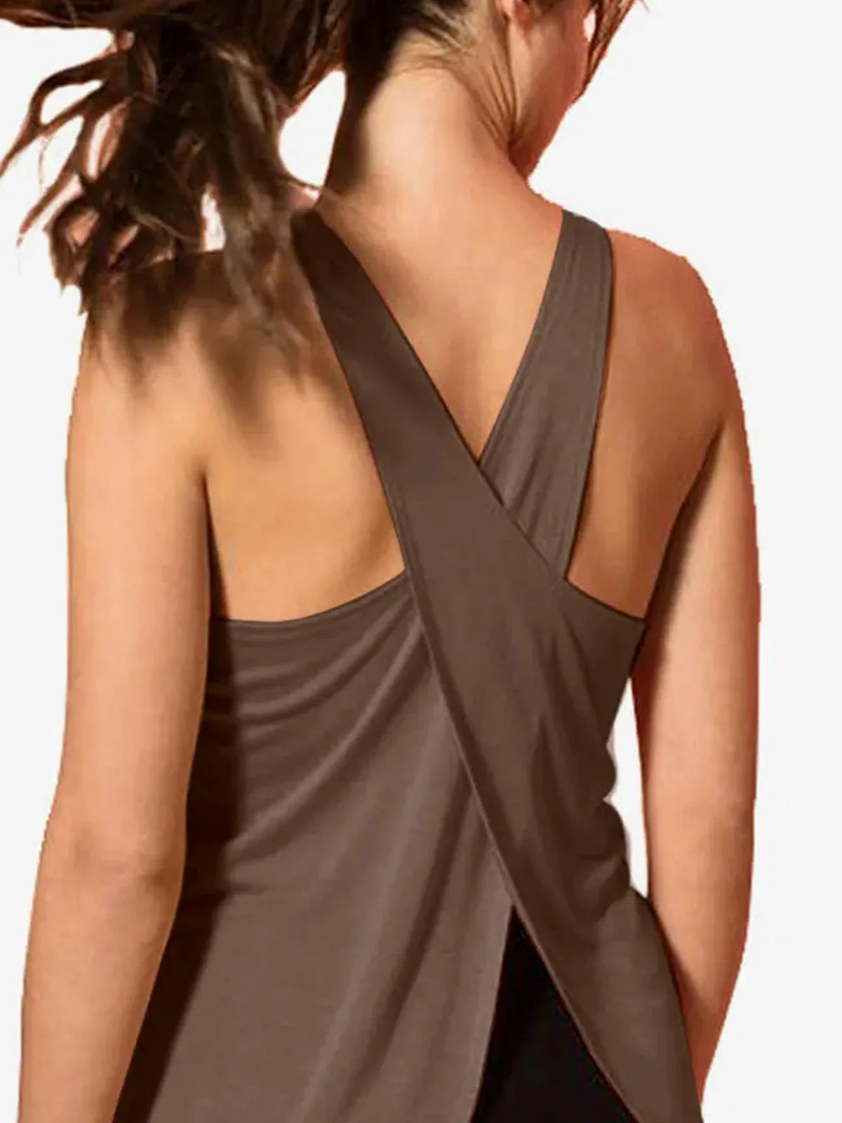 Crisscross Scoop Neck Active Tank — detail view — Livostyle