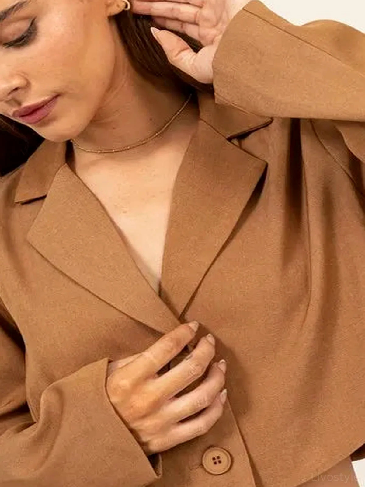 Chic Cropped Button-Down Blazer for Layered Outfits — detail view — Livostyle