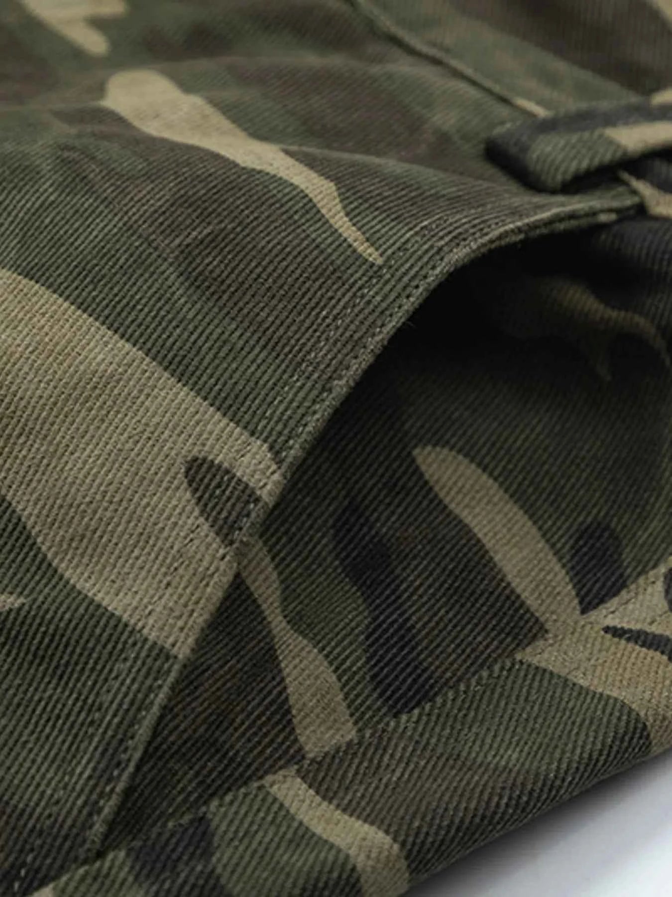 Men's Wide Leg Camouflage Cargo Pants