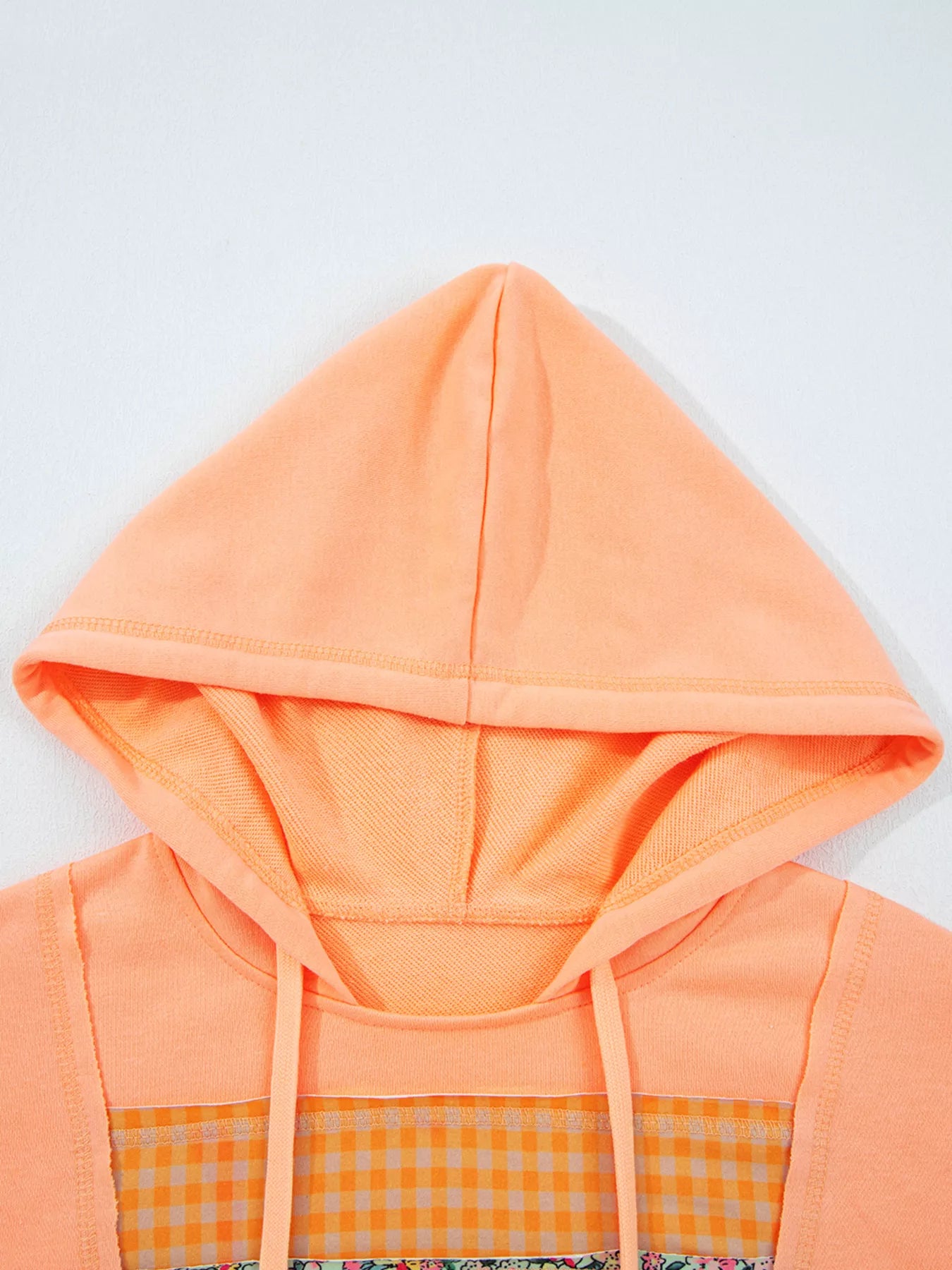Plaid Floral Patchwork Kangaroo Pocket Hoodie closeup — Livostyle