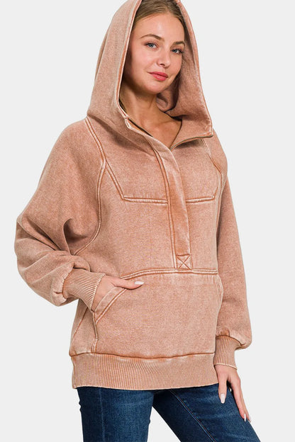 Acid-wash fleece kangaroo pocket hoodie — Livostyle