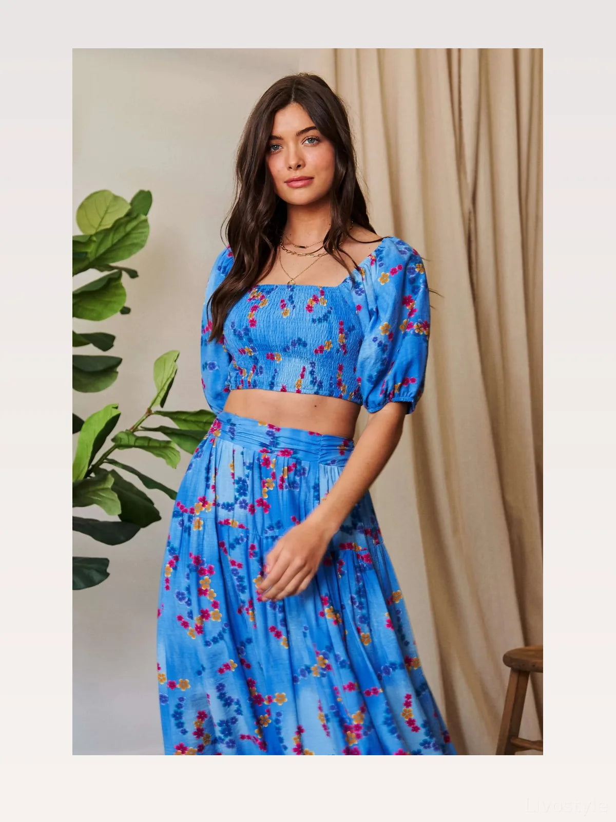 Floral Print Smocked Crop Top with Puff Sleeves — styled showcase — Livostyle
