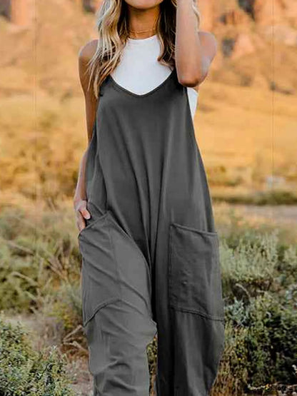 Sleeveless V-Neck Cotton Blend Pocketed Jumpsuit – photo 2
