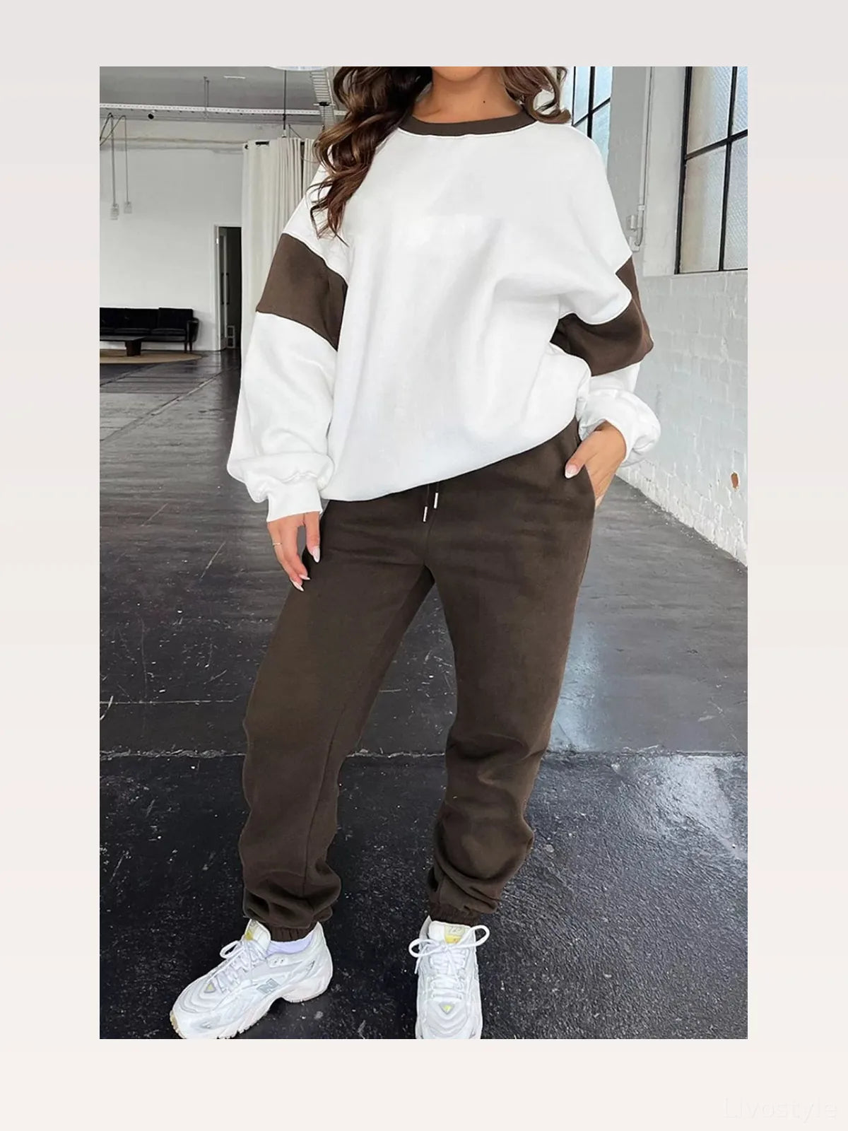Drop Shoulder Loose Sweatshirt and Joggers Active Set – styled outfit view – photo 2
