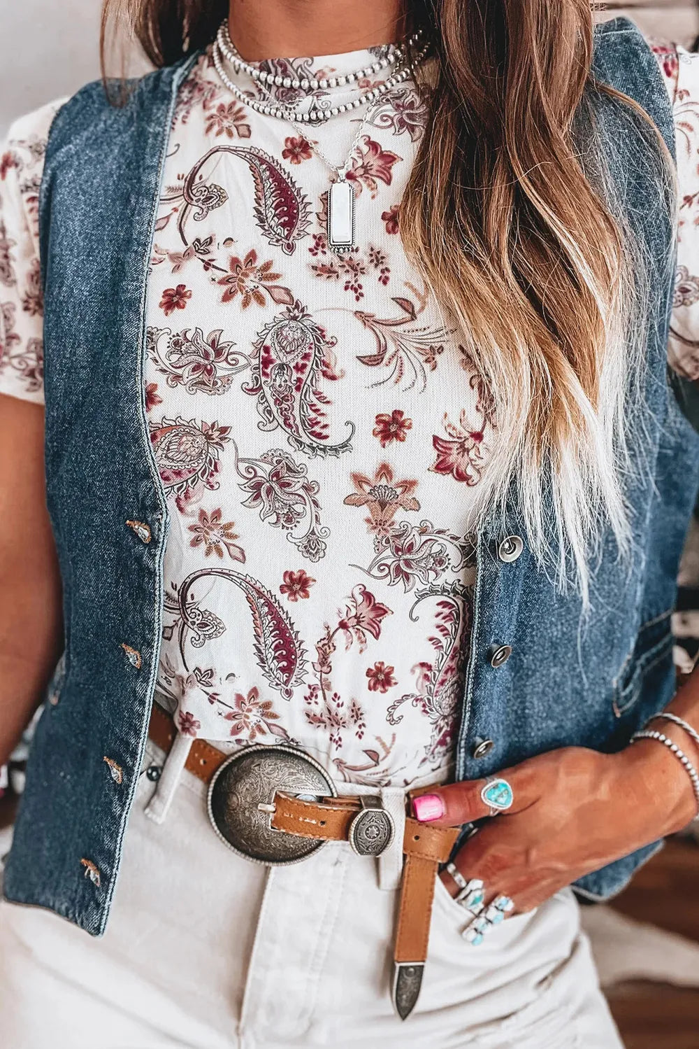 Paisley Mock Neck T Shirt styling — Livostyle
