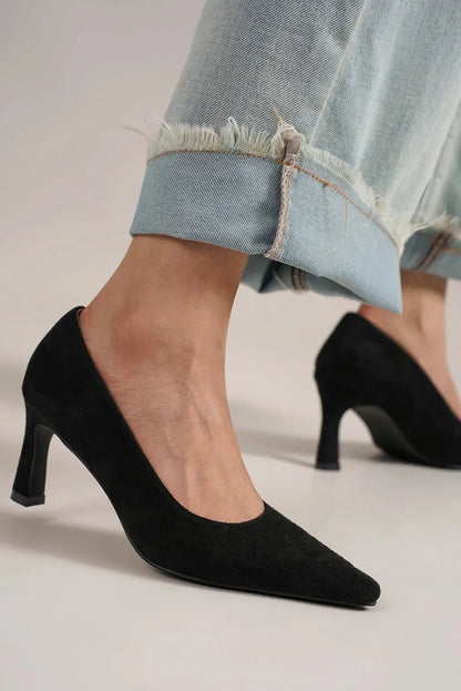 Elegant Faux Suede Mid-Heel Pumps with Pointed Toe — Livostyle