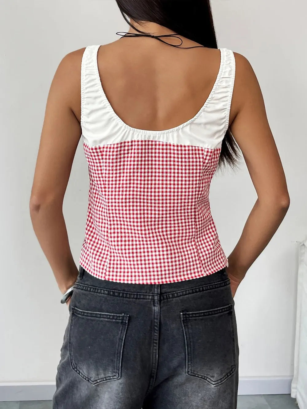 Contrast Plaid Square Neck Tank closeup — Livostyle