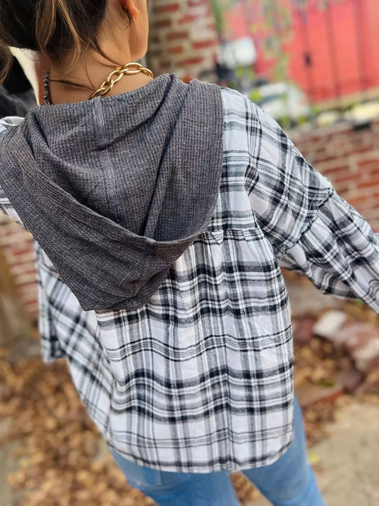 Plaid Long Sleeve Hooded Top detail — Livostyle