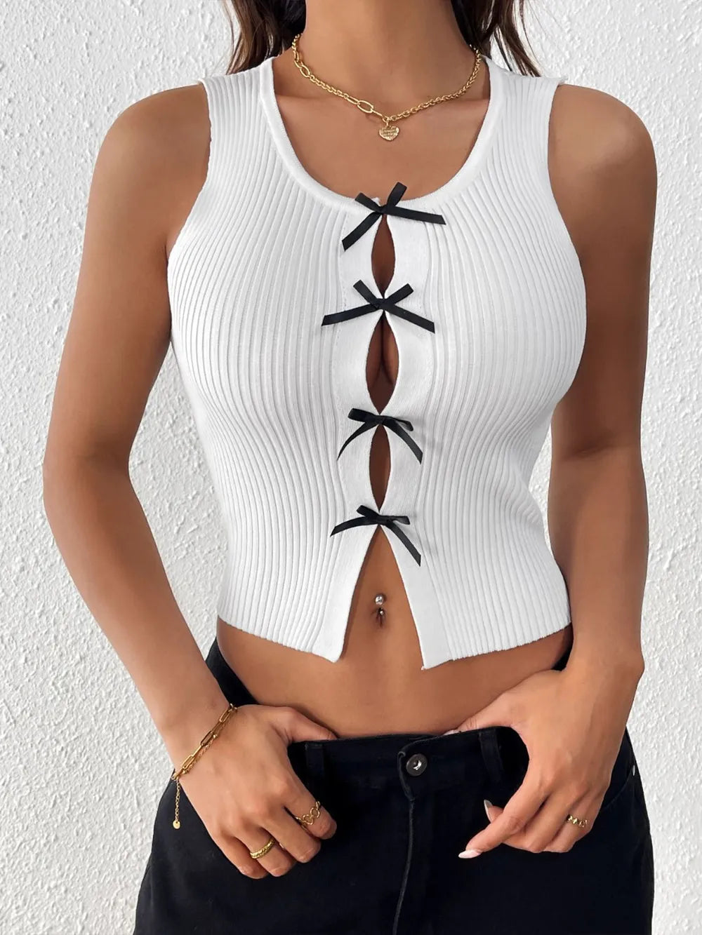 Bow Front Round Neck Tank back view — Livostyle