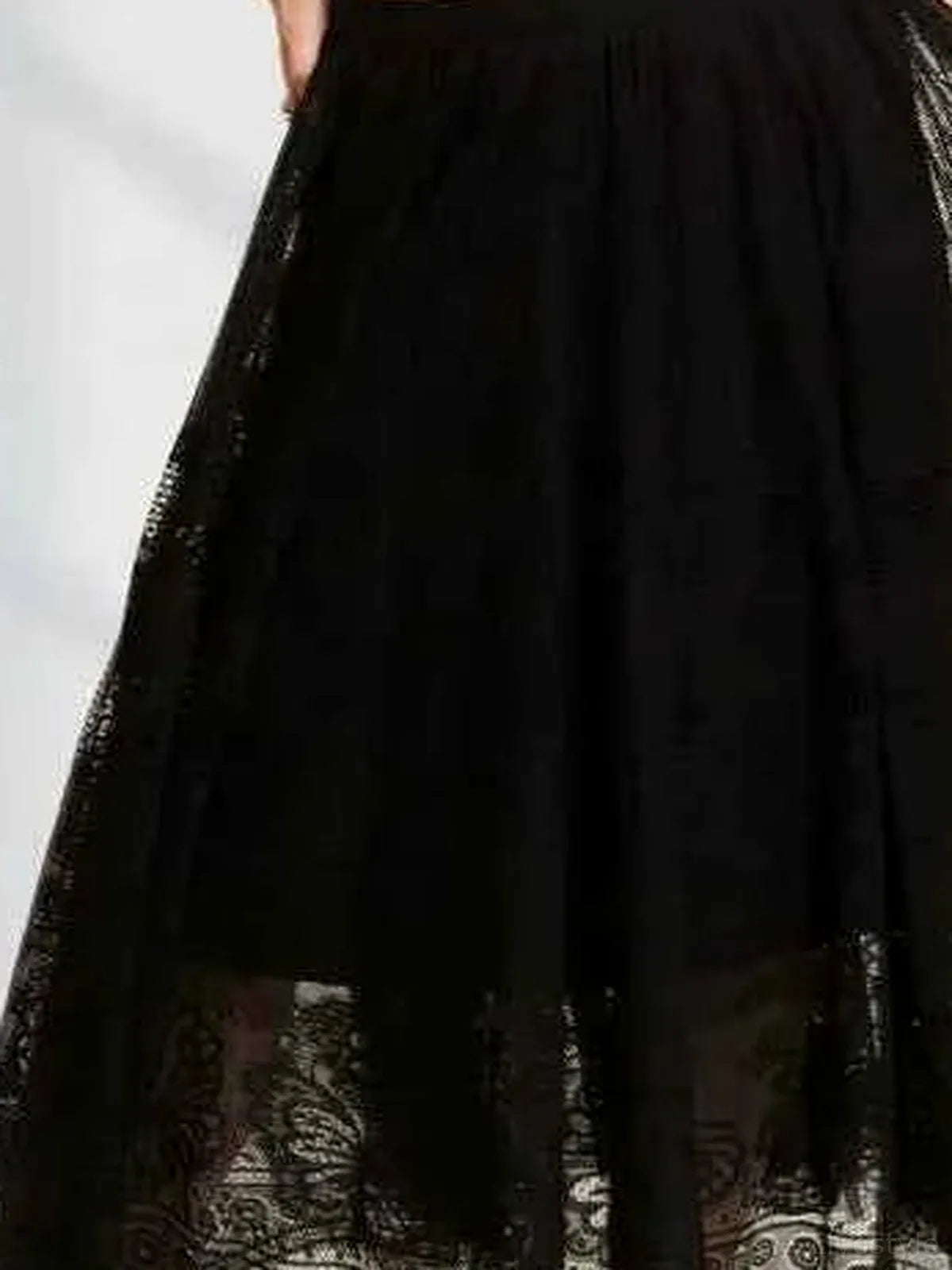 Elastic Waist Raw Hem Lace Maxi Skirt — detail view — Livostyle