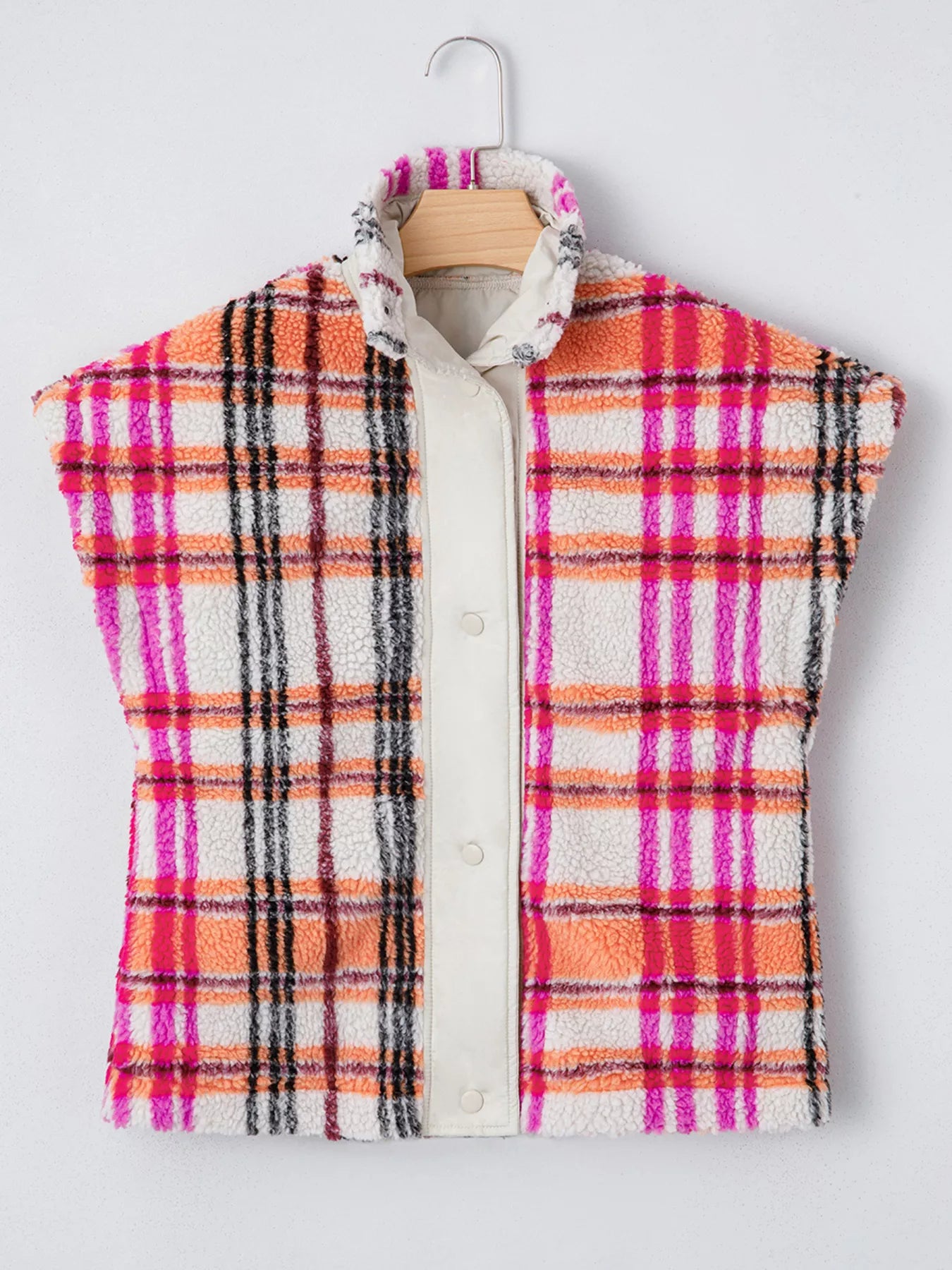 Sherpa Plaid Snap Down Vest Coat closeup — Livostyle